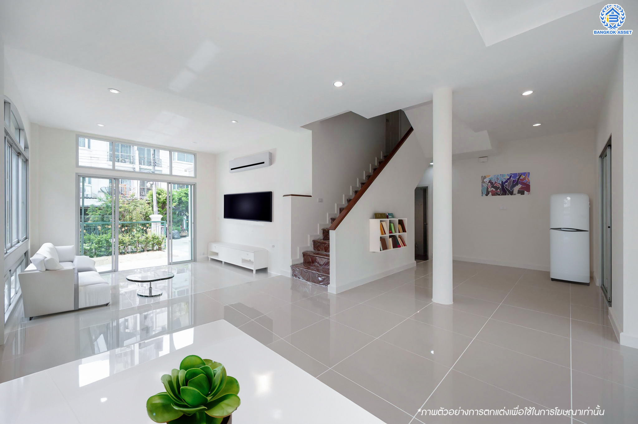 บ้านมือสองตกแต่งใหม่ โครงการ ศุภาลัยพาร์ควิลล์2 พหลโยธิน48 เนื้อที่ 71.6 ตร.ว. ฟังก์ชัน 3 ห้องนอน 4 ห้องน้ำ 1 ห้องแม่บ้าน จอดรถได้ 2 คัน บนทำเลเดินทางสะดวกเชื่อมต่อถนนสายไหม, ถนนลำลูกกา, ถนนพหลโยธิน ใกล้รถไฟฟ้าสายสีเขียว "สถานีสายหยุด" และทางด่วน "ฉลองรัช"